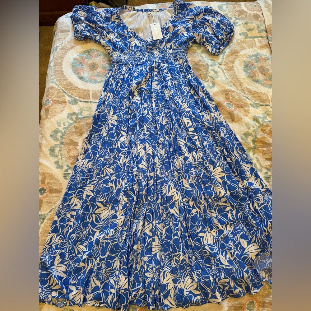 Medium Floral Maxi Dress- Bought in Hawaii